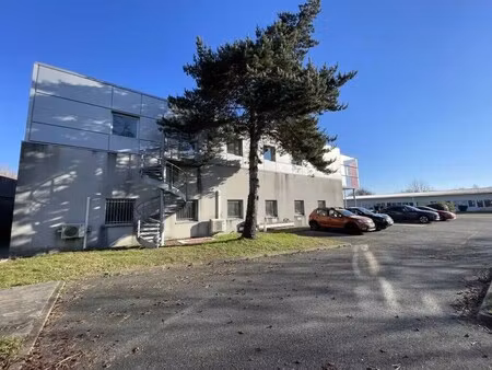 location bureaux 365 m²