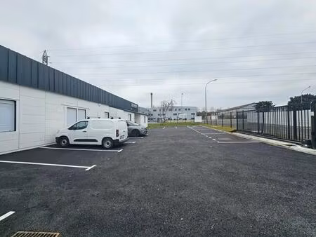 location bureaux 350 m²