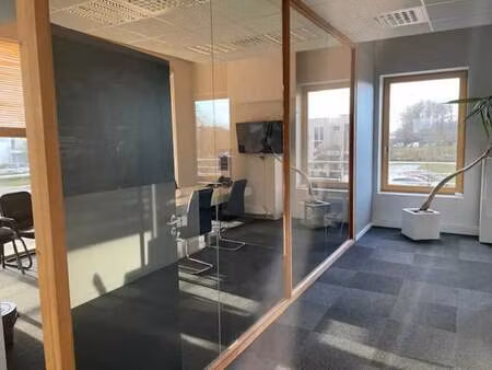 location bureaux 300 m²