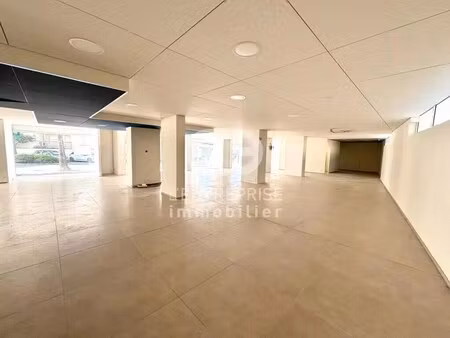 location bureaux 394 m²