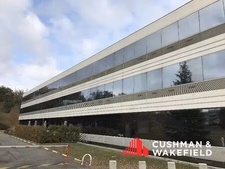 location bureaux 338 m² à 1 203 m²