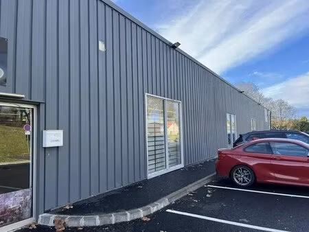 location commerce couilly pont aux dames 77860 1300m²