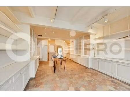 location commerce 35 m²