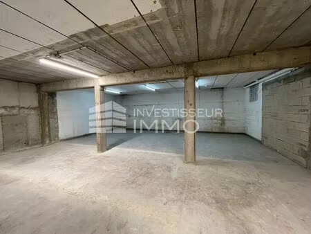 location commerce 280 m²