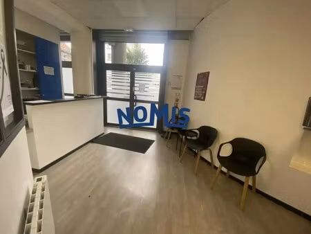 location commerce 110 m²