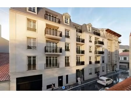 location commerce 47 m²