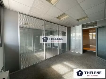 location bureaux 185 m² à 276 m²