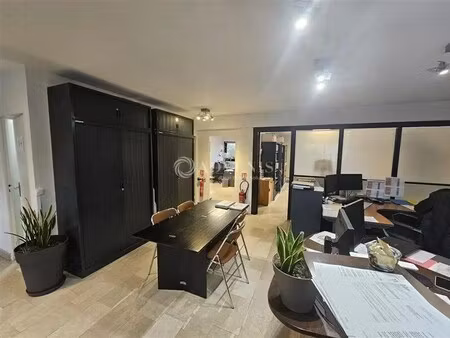 location bureaux 15 m² à 154 m²