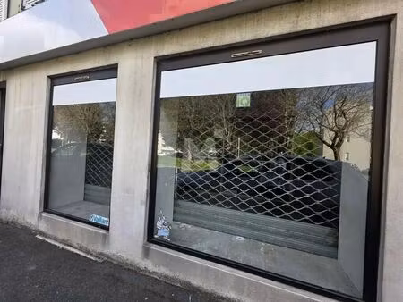 location bureaux 139 m²