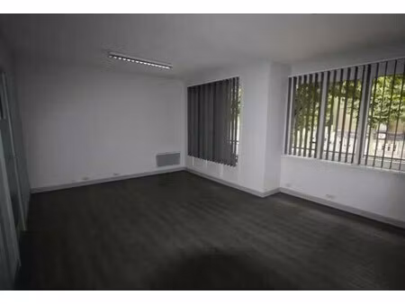 location bureaux 52 m²