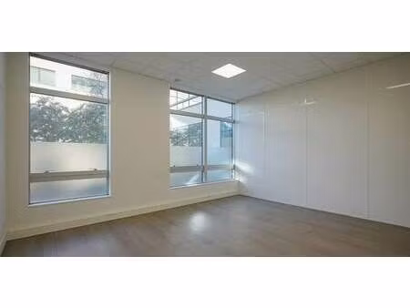 location bureaux 206 m²