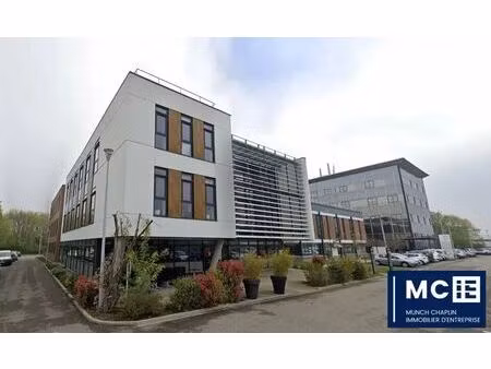 location bureaux 74 m²