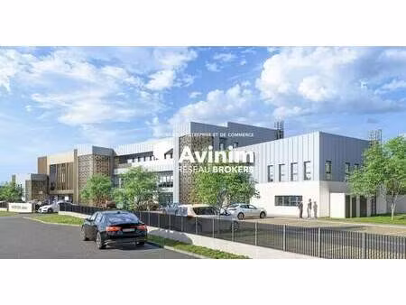 location commerce 288 m²