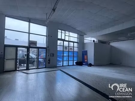 location commerce cholet 49300 510m²