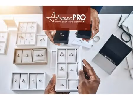 location commerce 190 m²