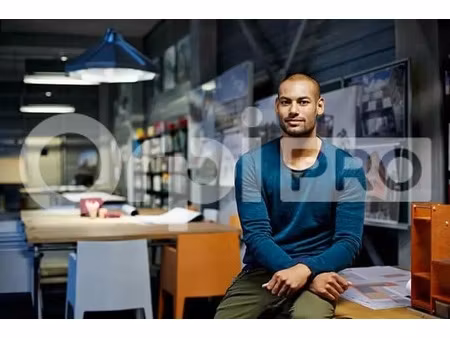 location commerce 55 m²