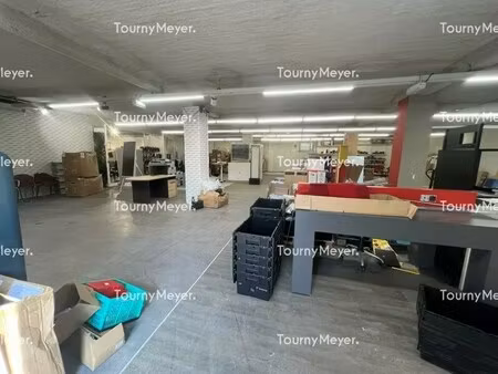 location commerce lescar 64230 660m²