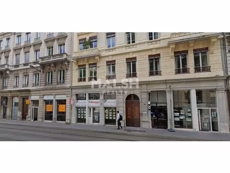 location commerce lyon 69003 90m²