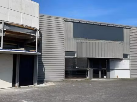 location commerce 498 m²
