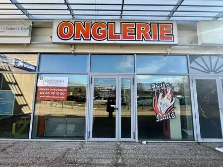 location commerce saint laurent des arbres 30126 40m²