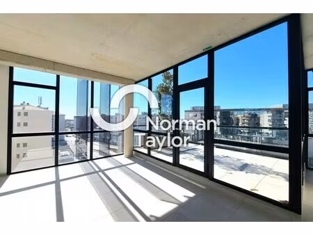 location bureaux 135 m²