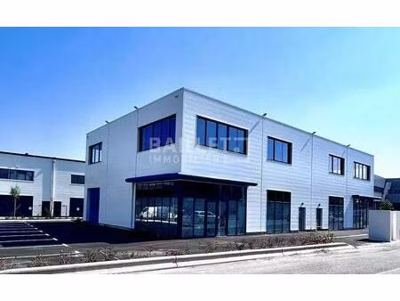 location bureaux 90 m²