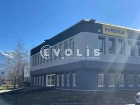 location bureaux 2 000 m²
