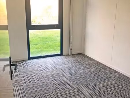 location bureaux 15 m² à 82 m²