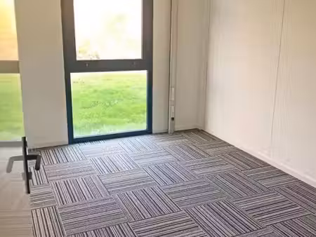 location bureaux 82 m²