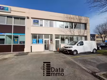 location bureaux 530m²