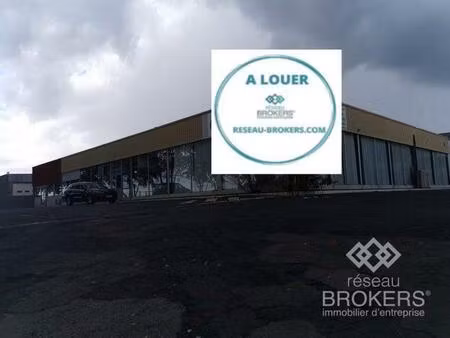 location commerce 652 m²