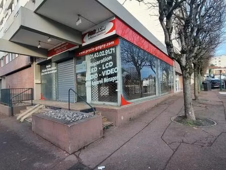 location commerce 140 m²