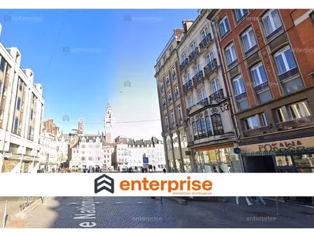 location commerce 475 m²
