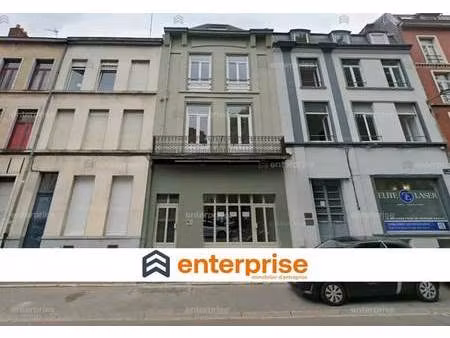 location commerce 80 m²