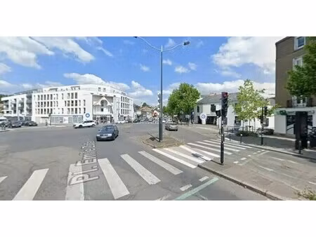 location commerce nantes 44100 33m²