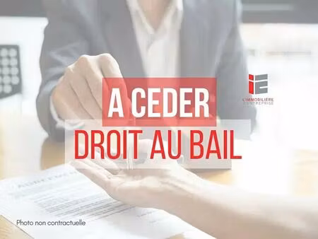 location commerce ploemeur 56270 147m²