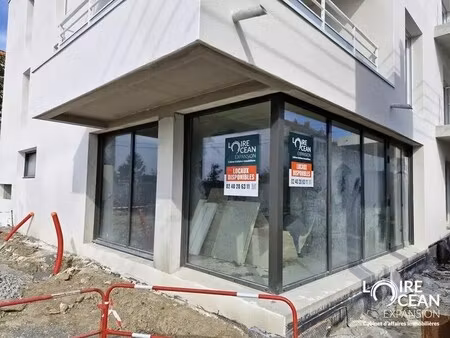 location commerce pornic 44210 73m²