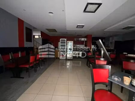 location commerce rueil malmaison 92500 175m²