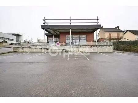 location commerce torcy 71210 350m²