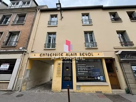 location commerce versailles 78000 172m²