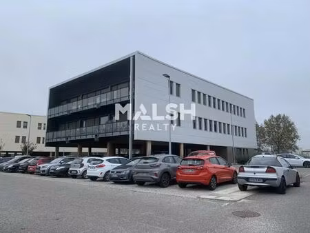location bureaux 122 m²