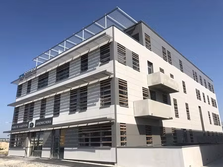 location bureaux 122 m²