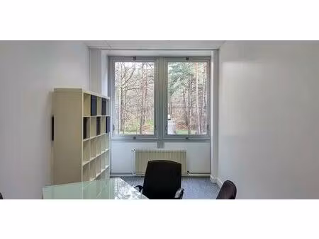 location bureaux 167 m²