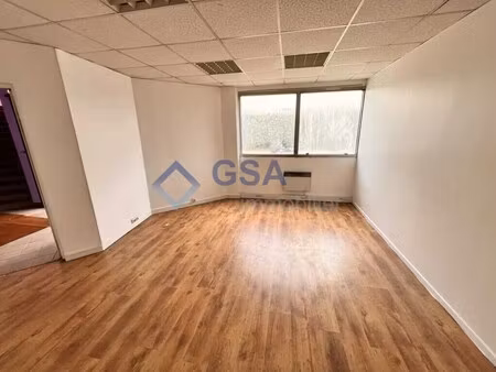 location bureaux 40 m²