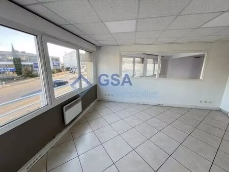 location bureaux 95 m²