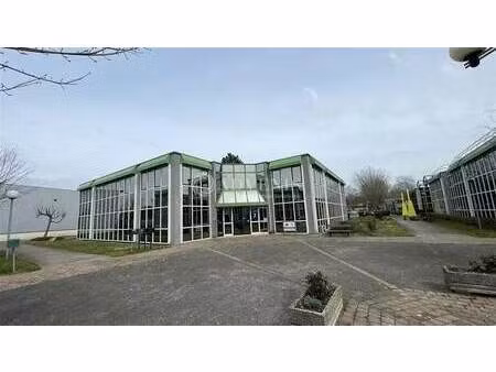 location bureaux 130 m² à 750 m²