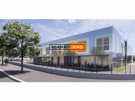 location commerce 102 m²