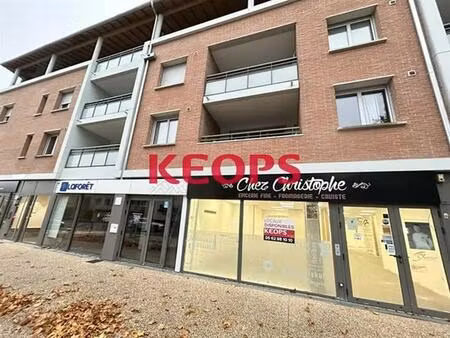location commerce castanet tolosan 31320 122m²