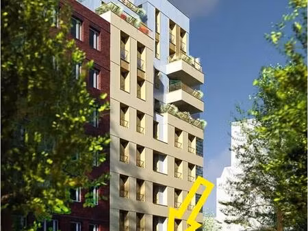 location commerce clichy 92110 93m²