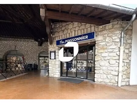 location commerce 130 m²